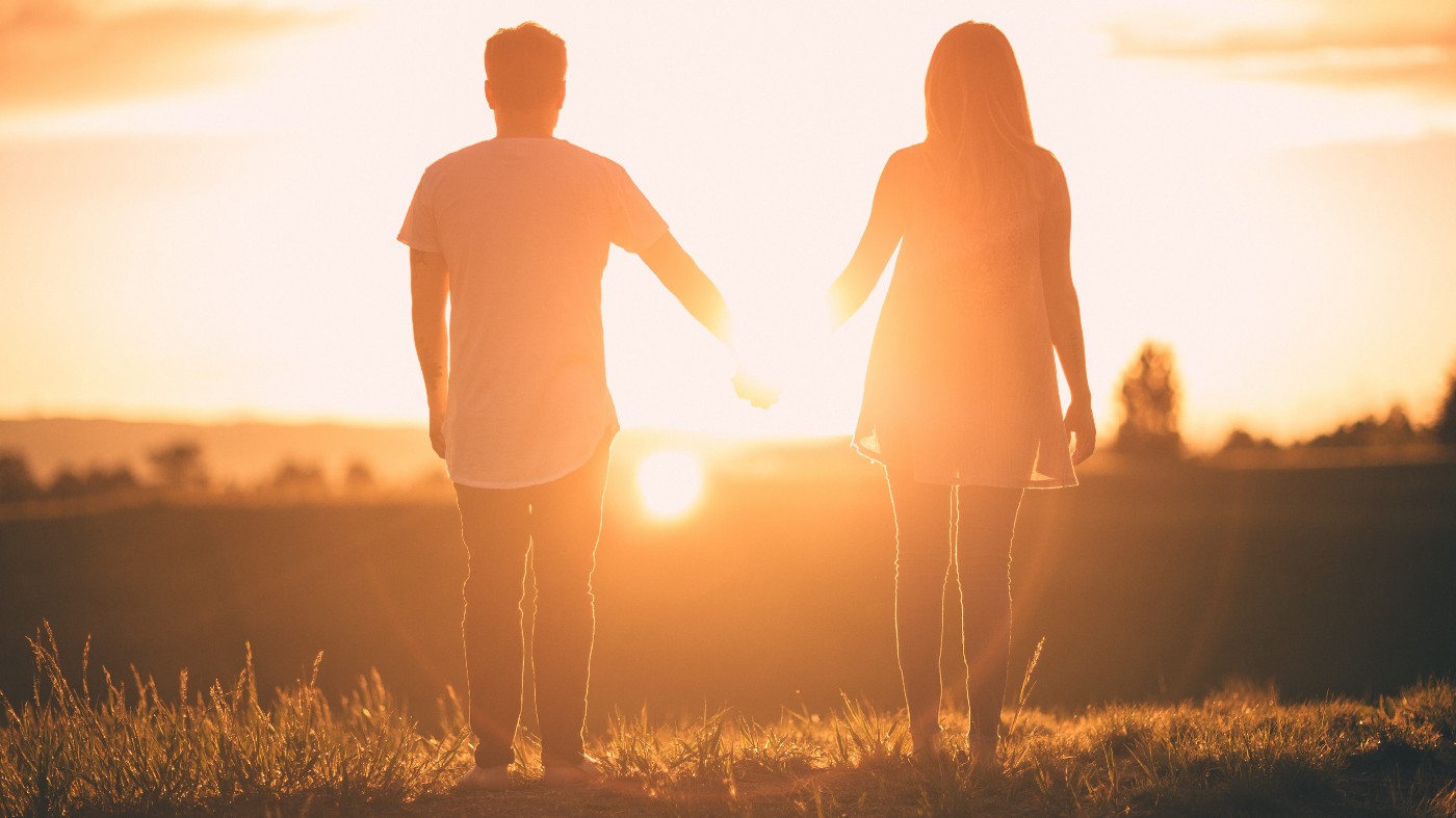 
 AmorPulse Review: Finding Your Soulmate Made Easier
