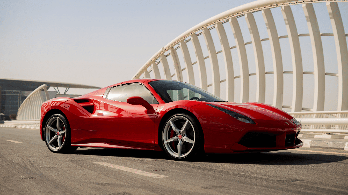 Tips-to-rent-a-ferrari-in-dubai-V014